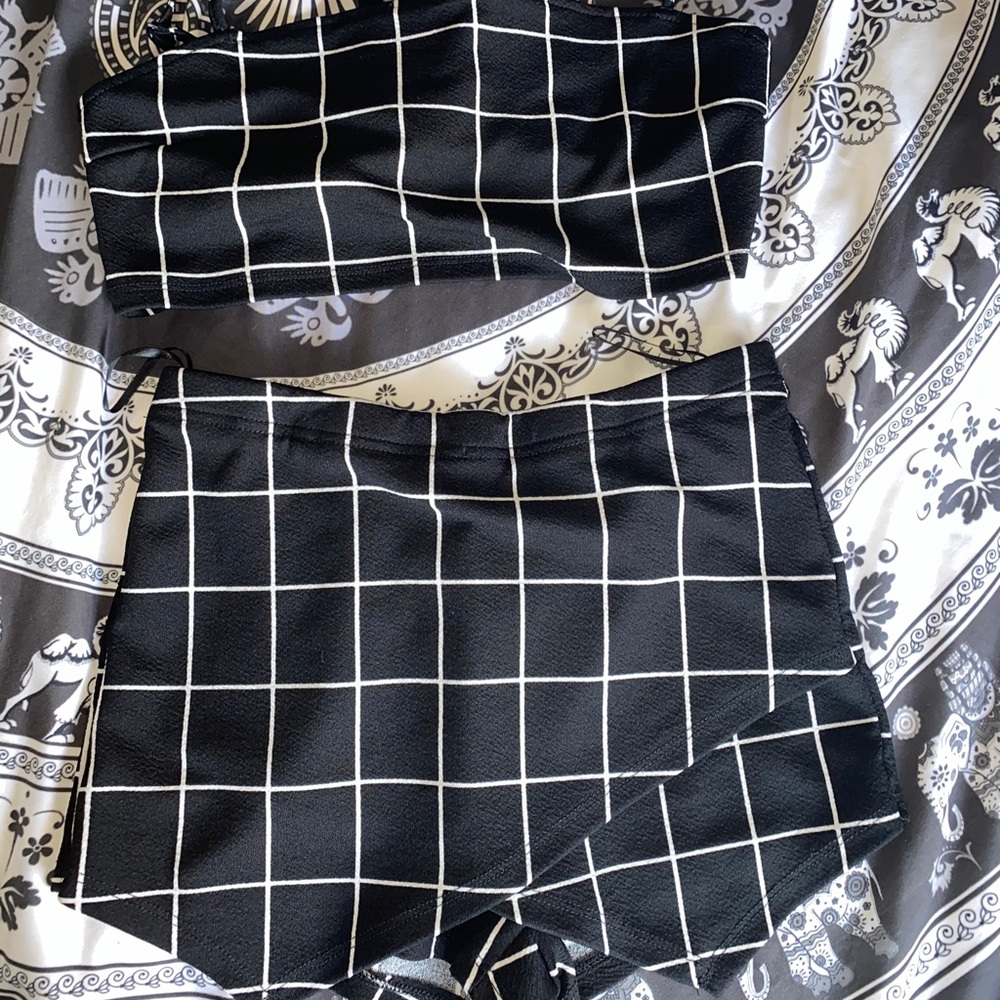 Two piece set